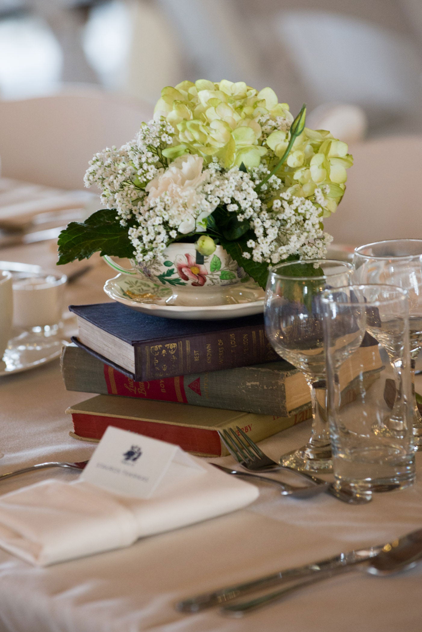 CENTREPIECES-GB0301