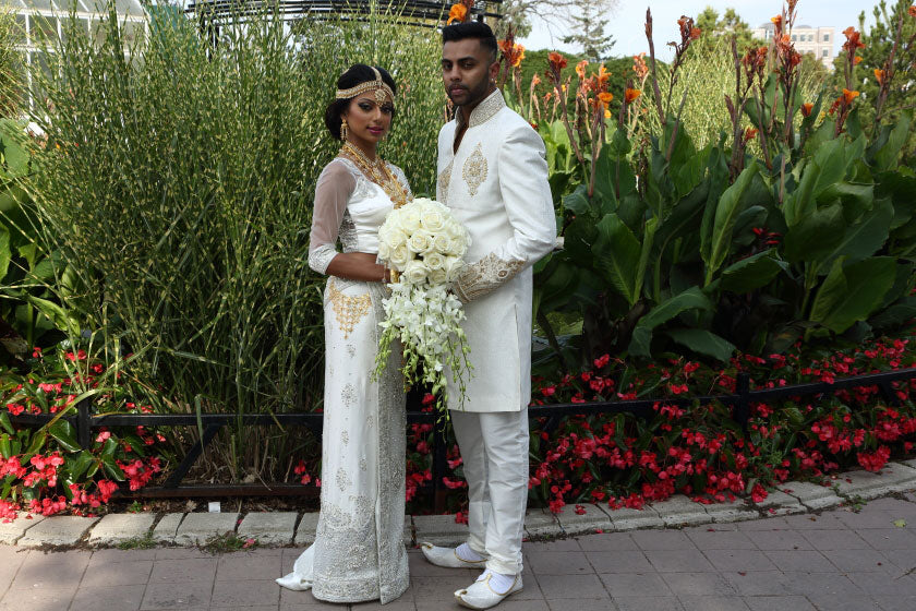 CASCADE BRIDAL BOUQUETS-GB0172