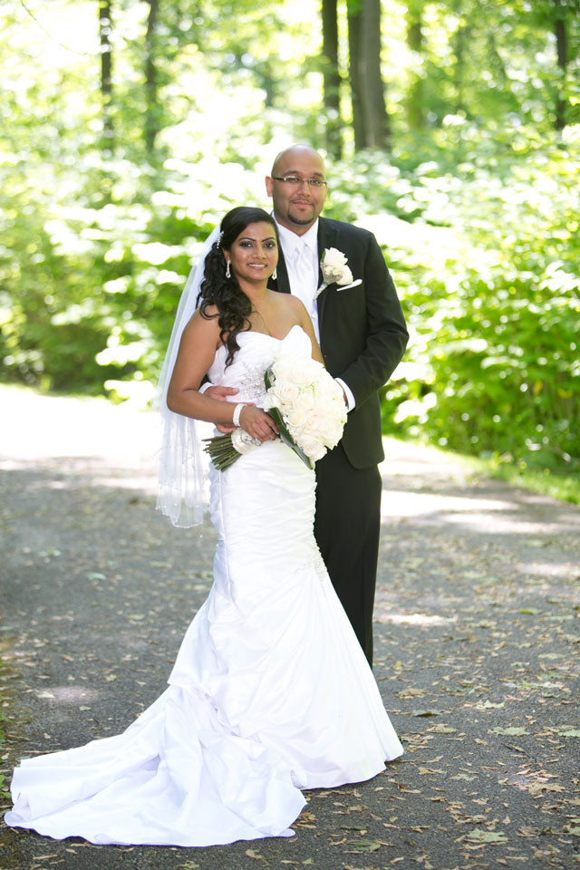 HAND TIED BRIDAL BOUQUETS-GB0200