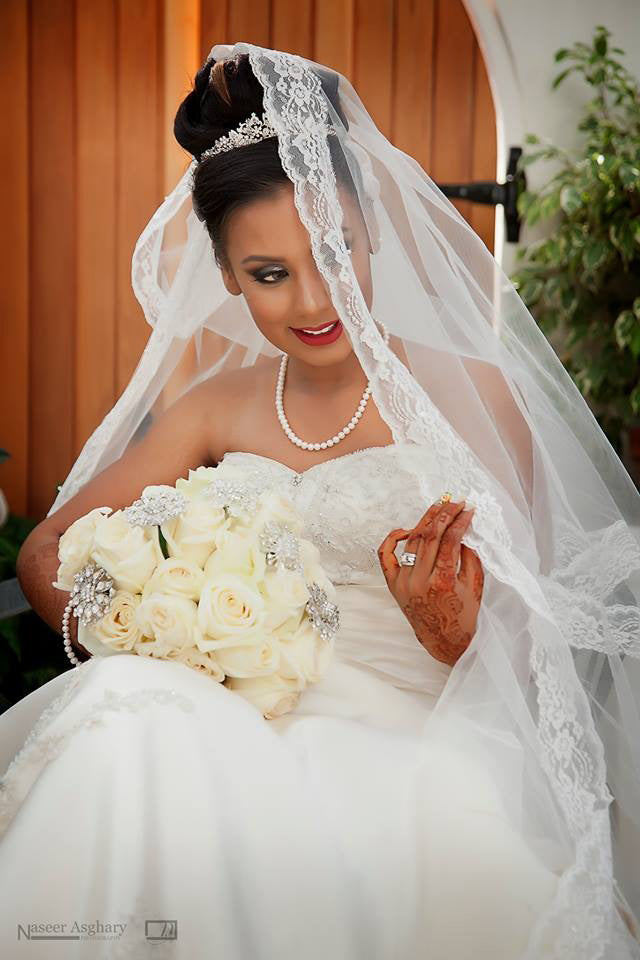 HAND TIED BRIDAL BOUQUETS-GB0181