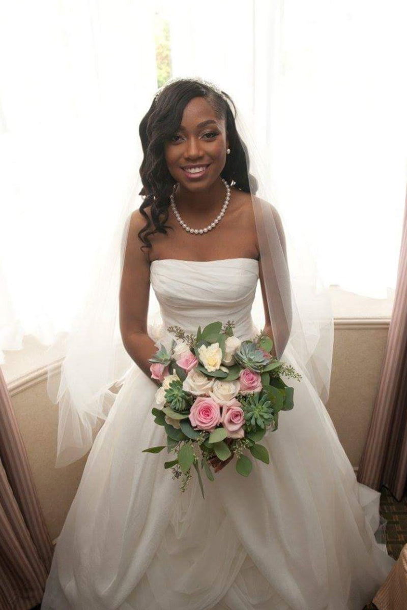 CASCADE BRIDAL BOUQUETS-GB0175