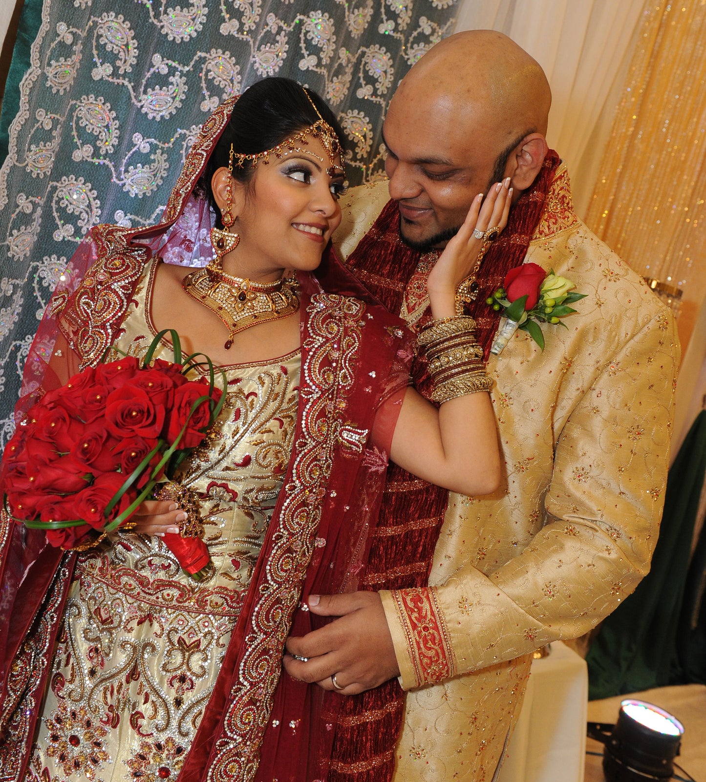 HAND TIED BRIDAL BOUQUETS-GB0187